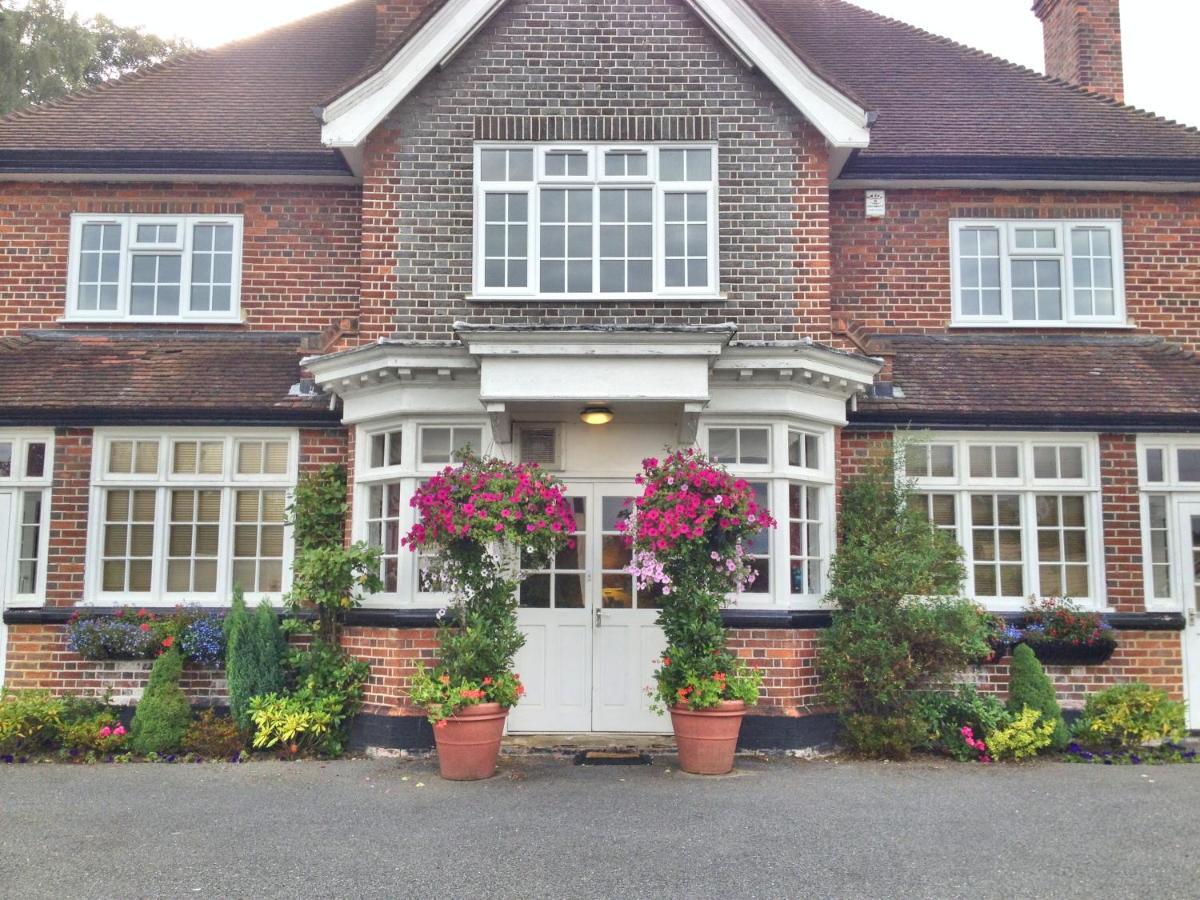 The Royal Standard Guest House Virginia Water Εξωτερικό φωτογραφία